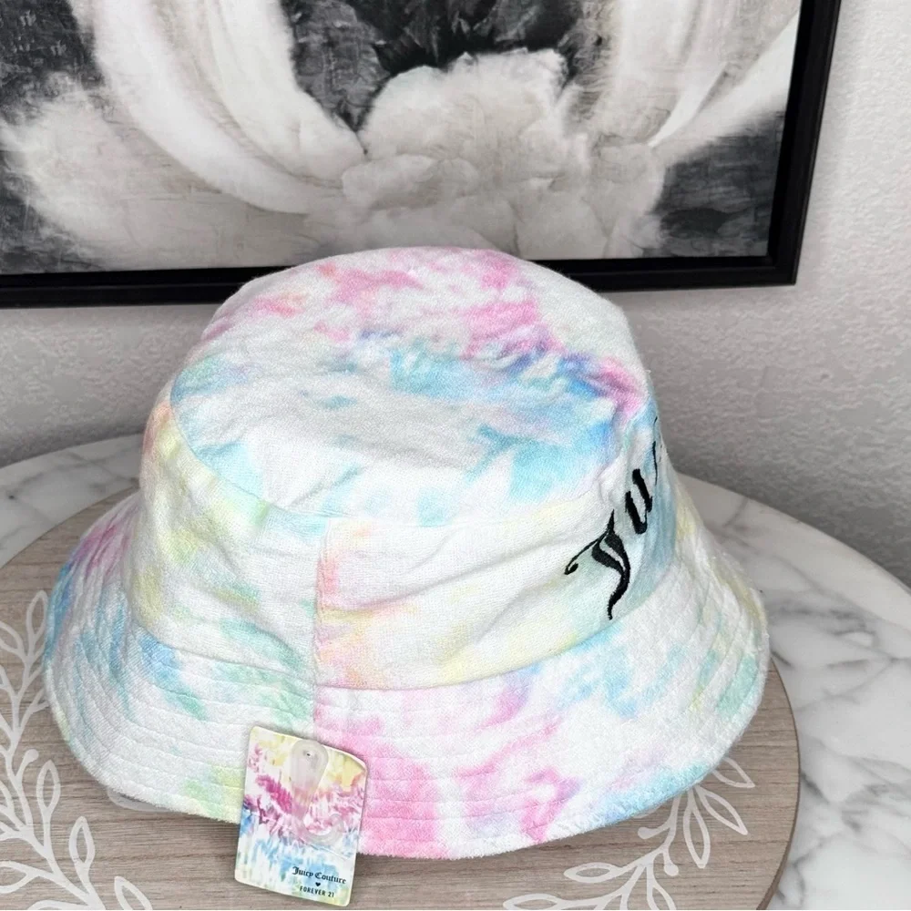 NWT Juicy Couture Tie Dye Bucket Hat perfect for a beachy California girl look☀️ - Picture 5 of 6